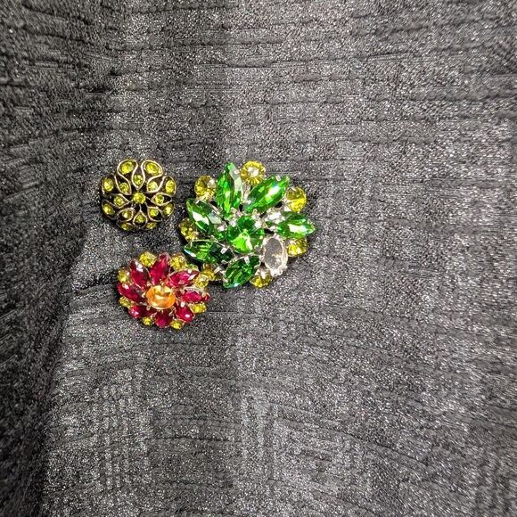 Kate Spade Gray Mini Skater Skirt with Embellishments - Picture 4 of 4